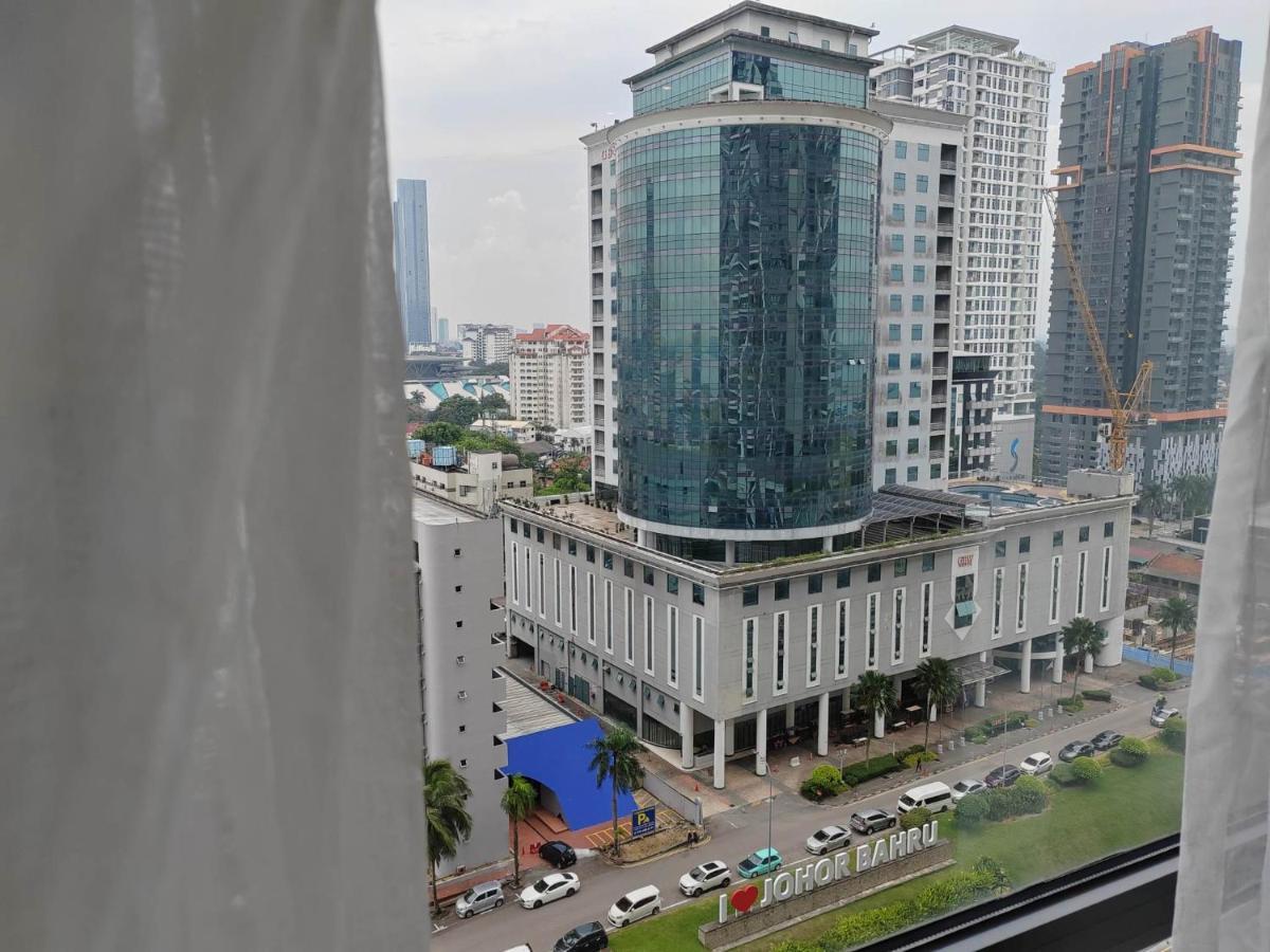 Apartment R&f Princess Cove - Jb Causeway - Sauna - Netflix - Like Facilities