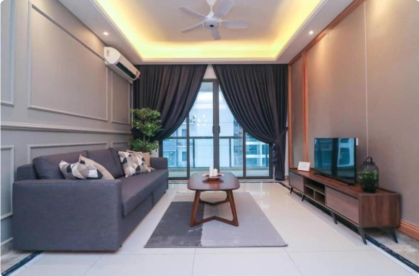 R&f Princess Cove - Jb Causeway - Sauna - Netflix - Like Facilities Johor Bahru